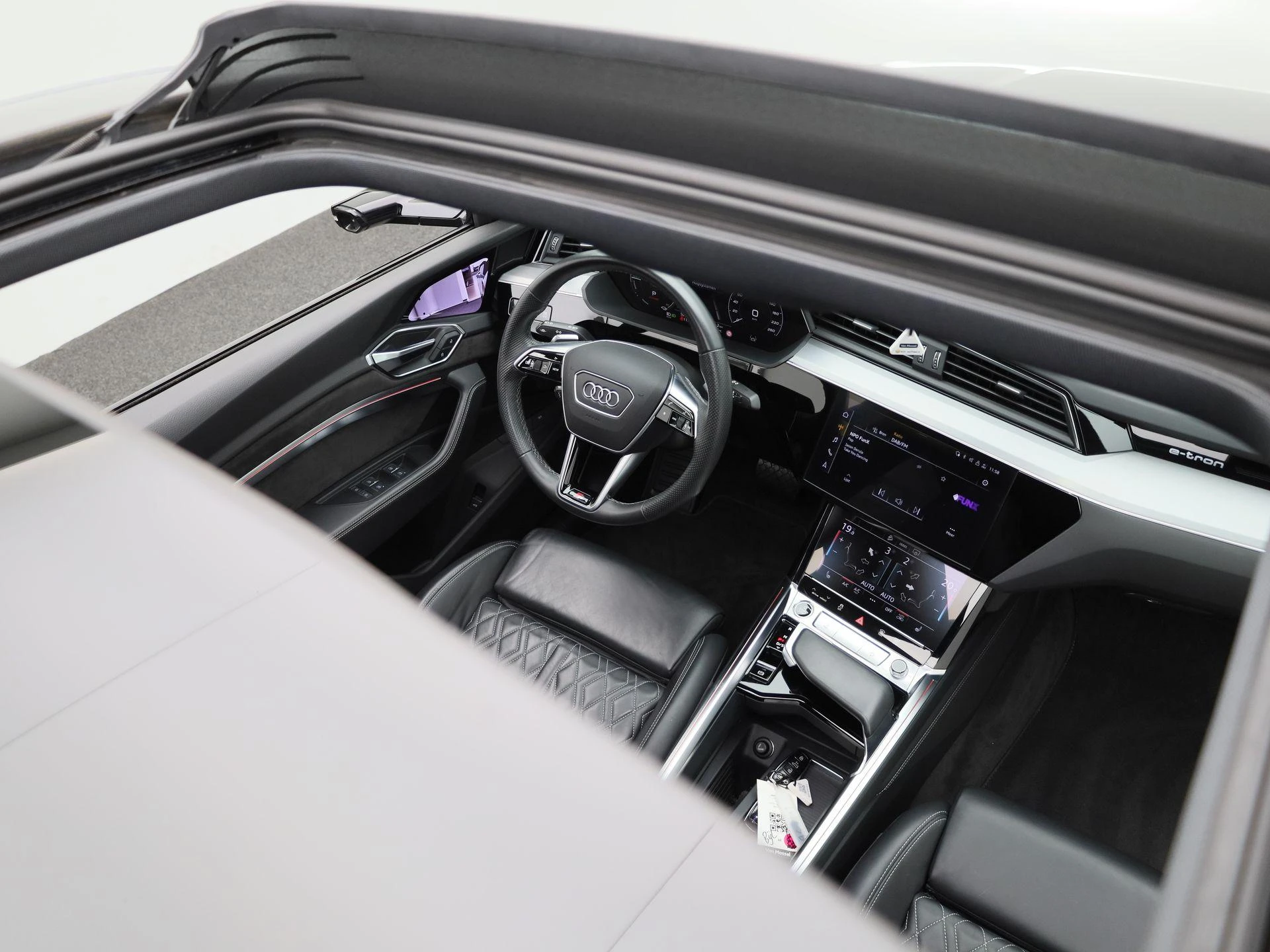 Audi-e-tron-image-43