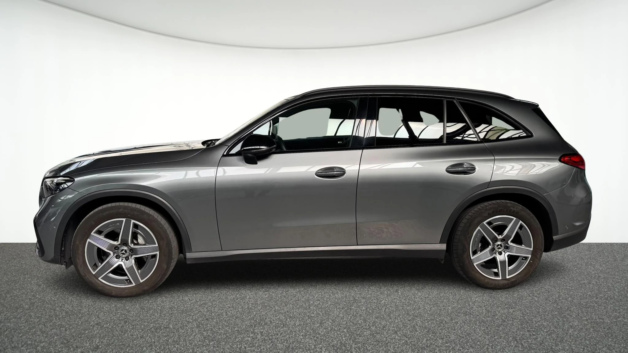 Mercedes-Benz GLC SUV 220d 4MATIC AMG Line + PANO DAK + DIGITAL LIGHT + BURMESTER + HEAD UP +