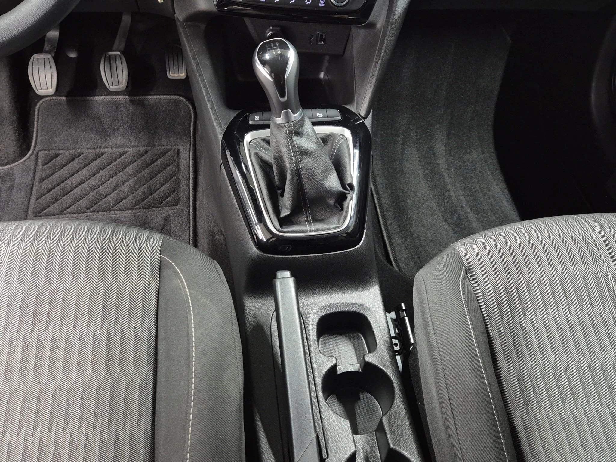Opel Corsa F 1.2 Edition