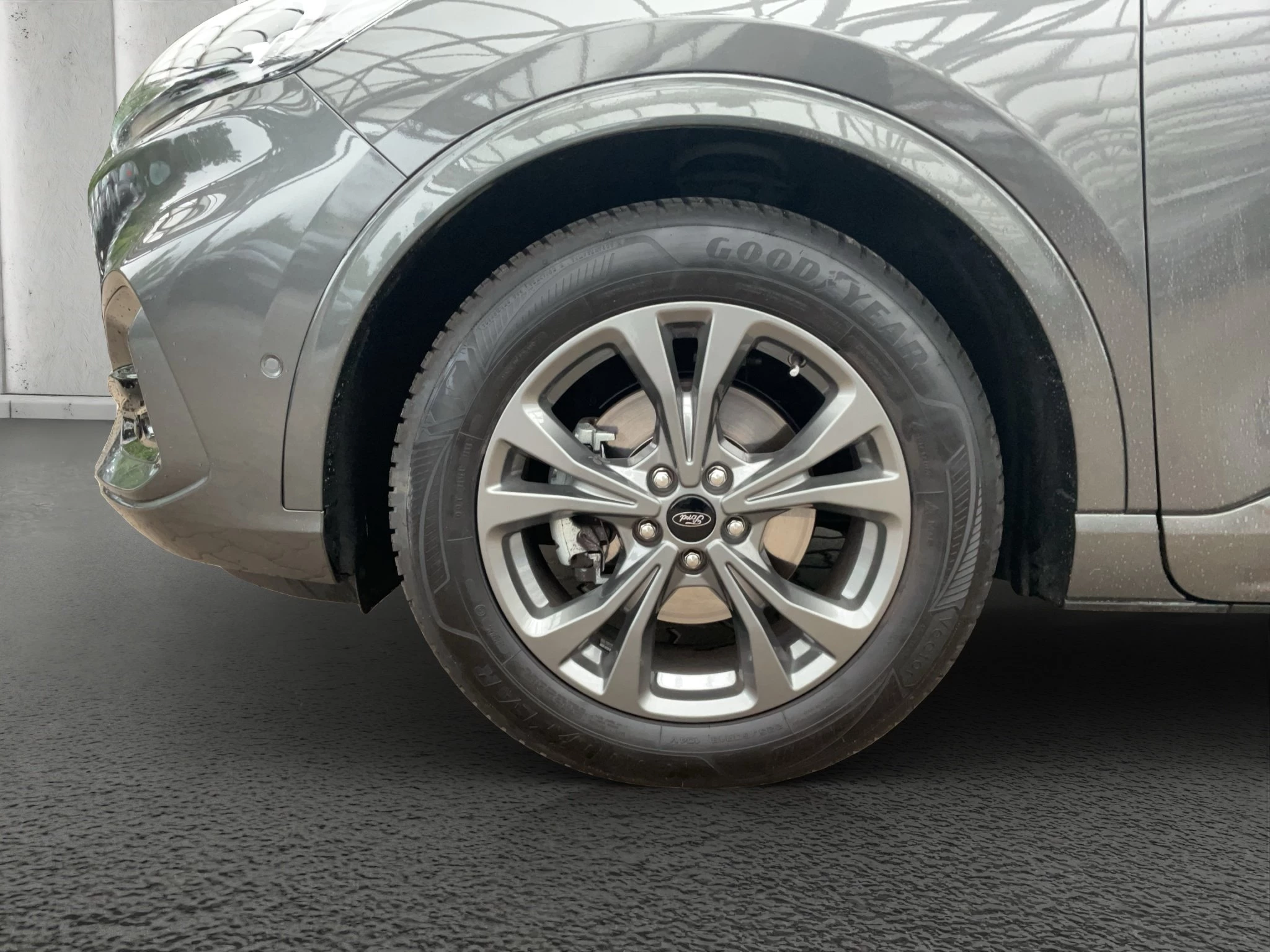 Ford Kuga ST-Line X | ACC | PANO | AHK | KAMERA