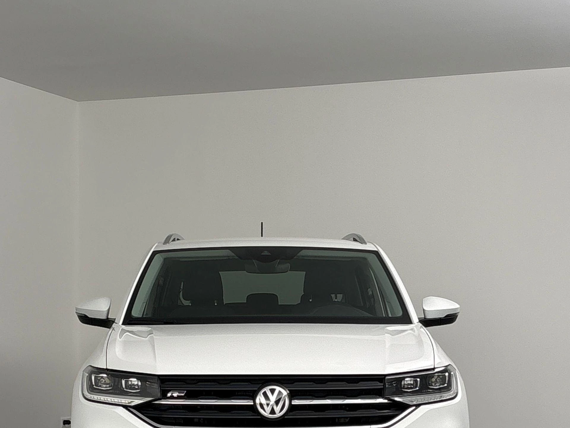 Volkswagen-T-Cross-image-4