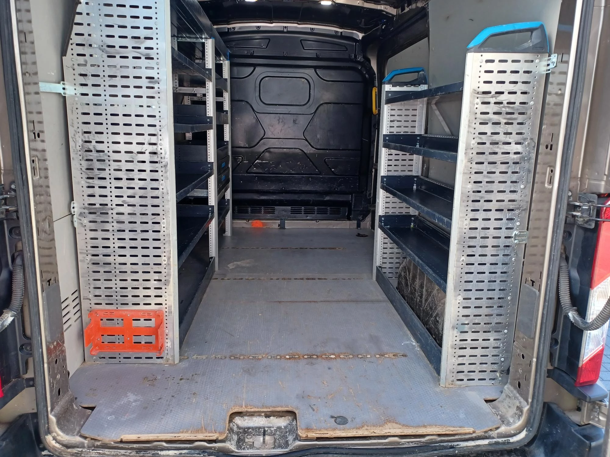 Ford Transit 2T Trend