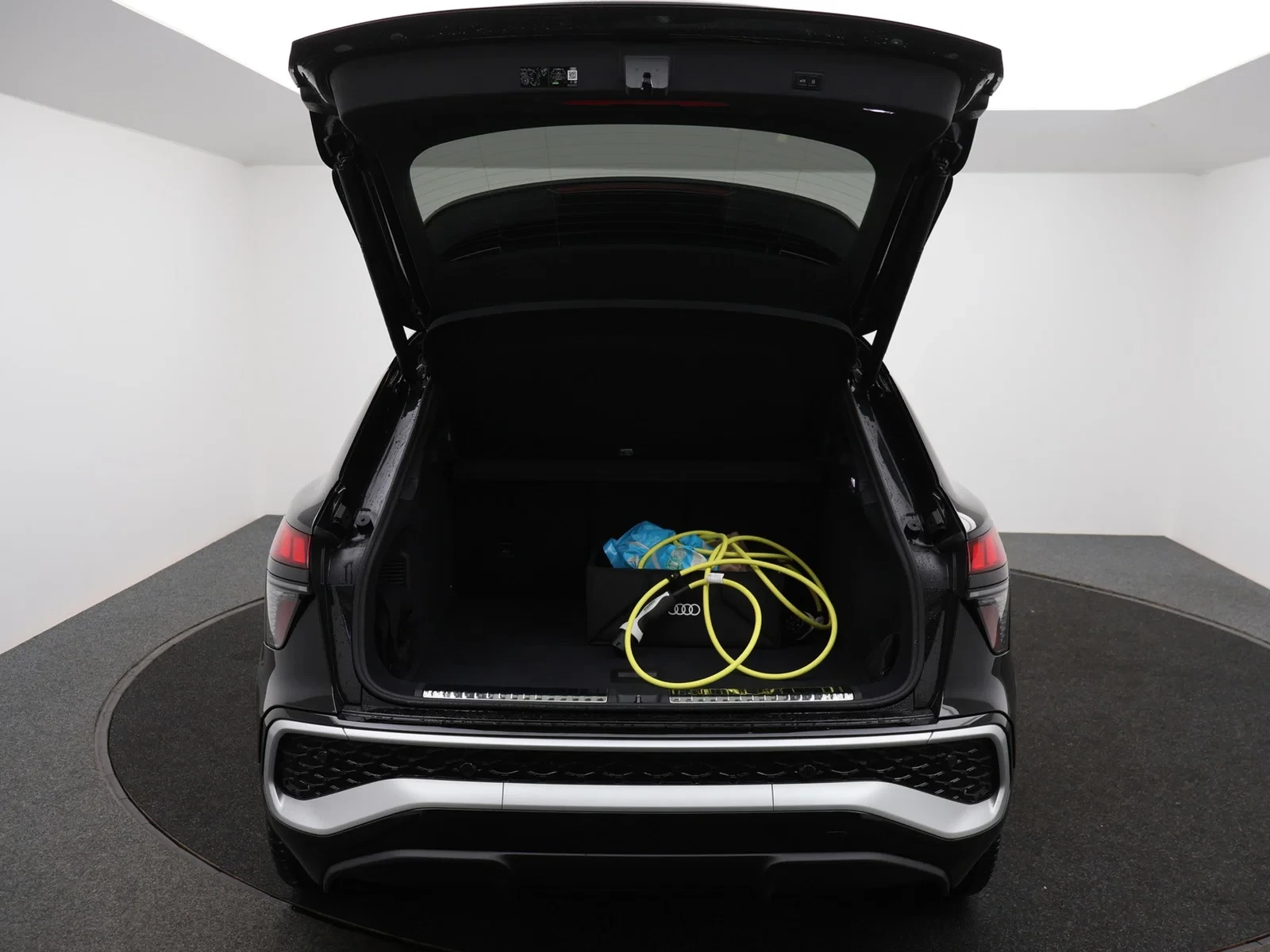 Audi-Q3-image-11