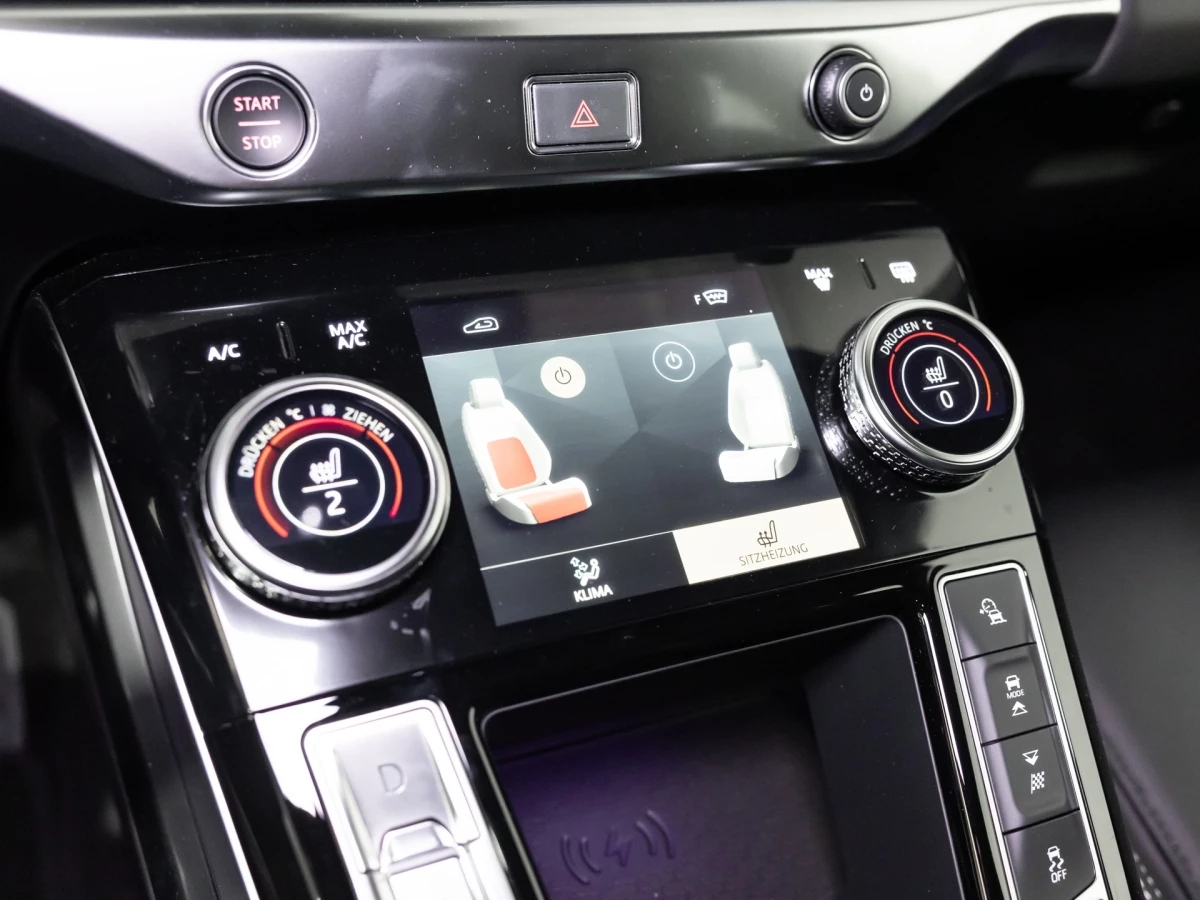 Jaguar-I-PACE-image-19