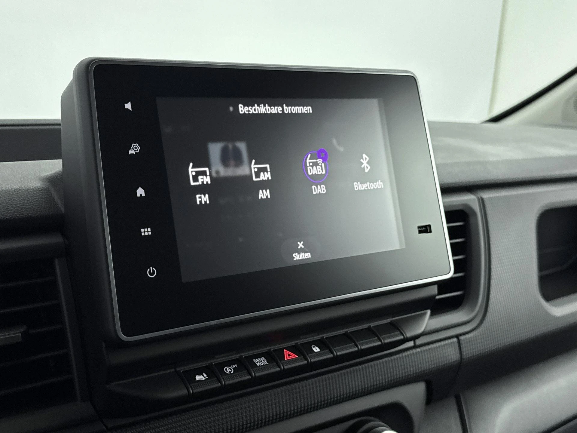 Renault-Trafic-image-11