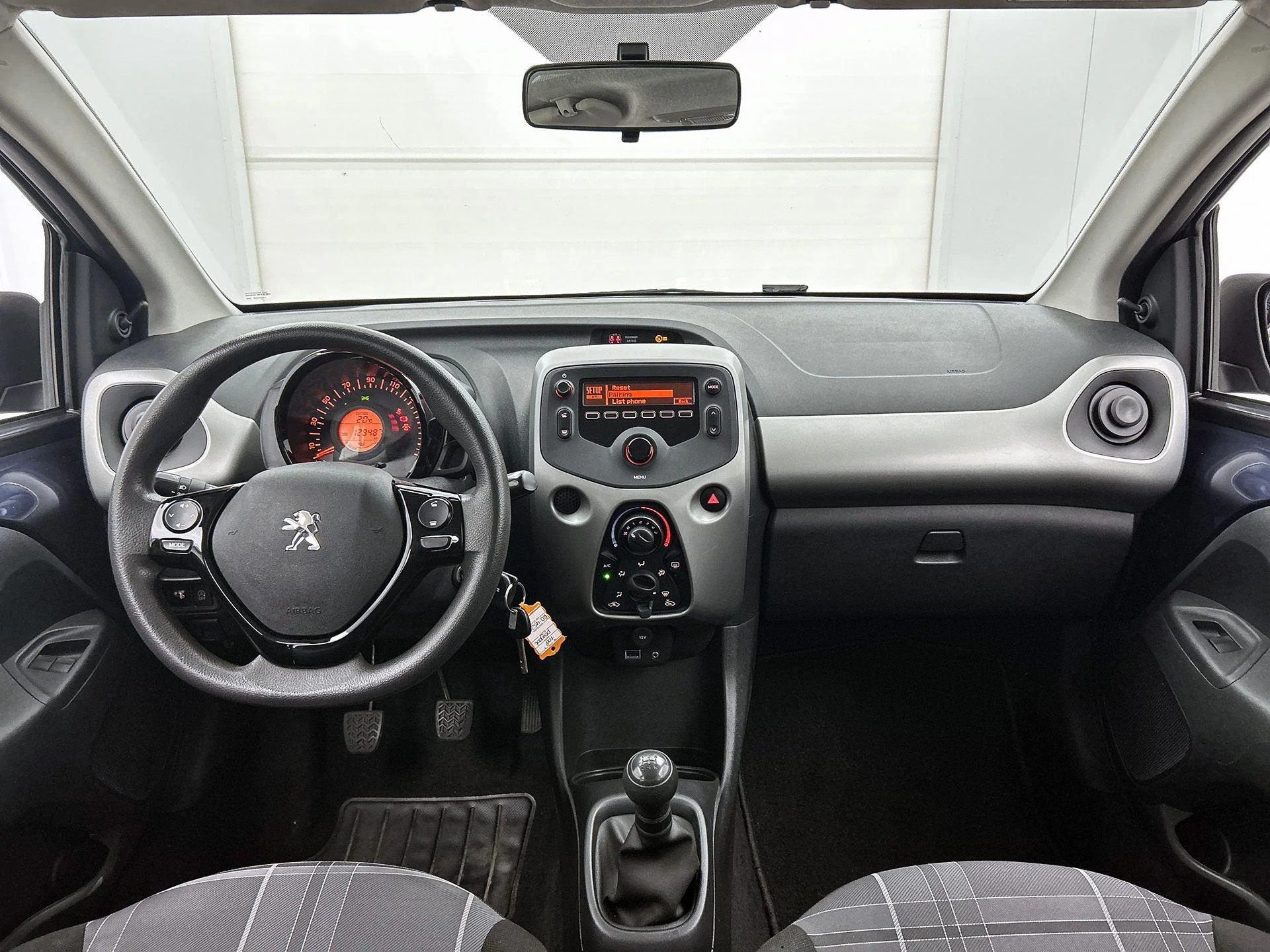 Peugeot-108-image-19