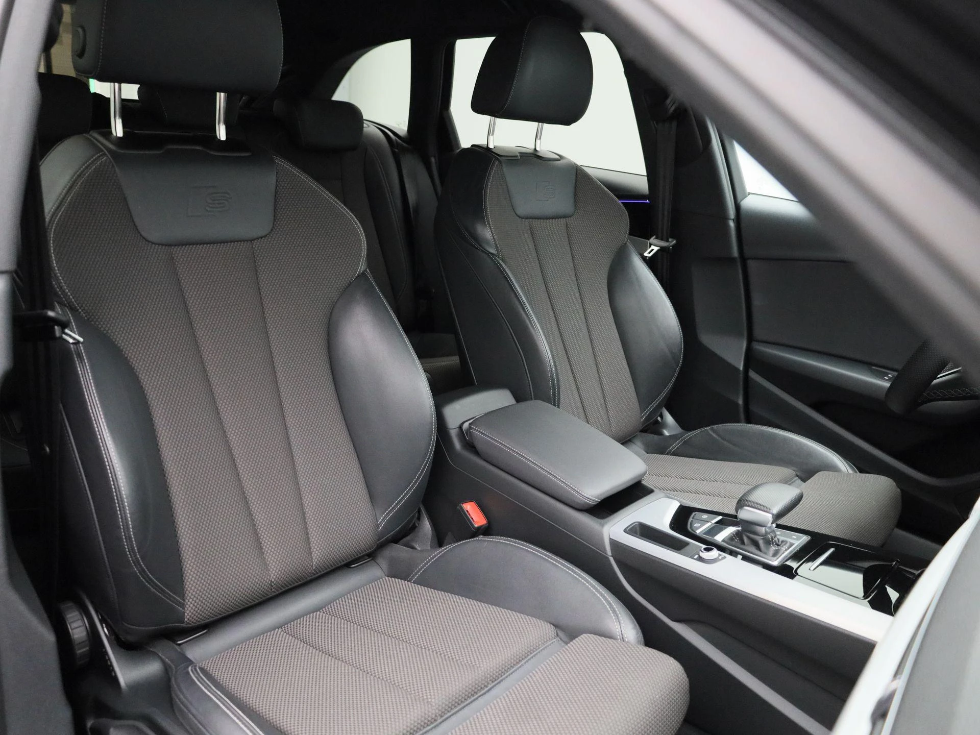 Audi-A4-image-42