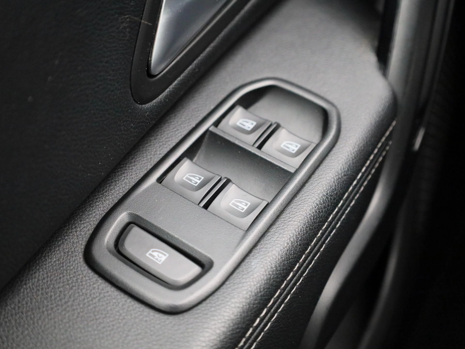 Dacia-Duster-image-26