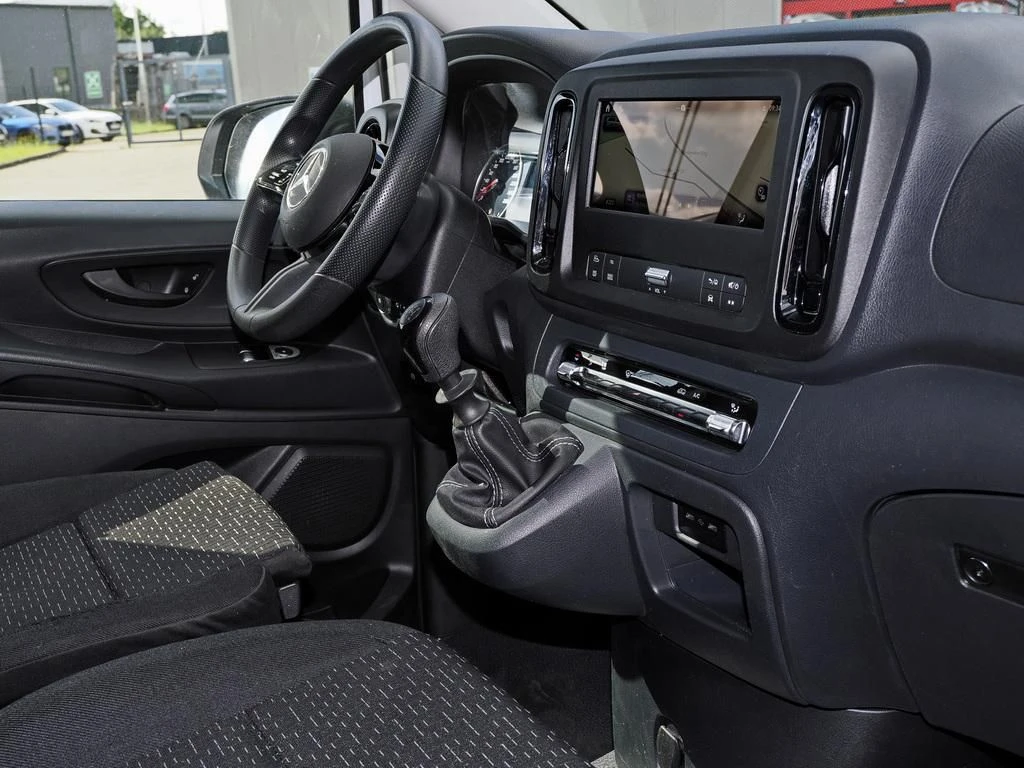 Mercedes-Benz-Vito 116-image-8