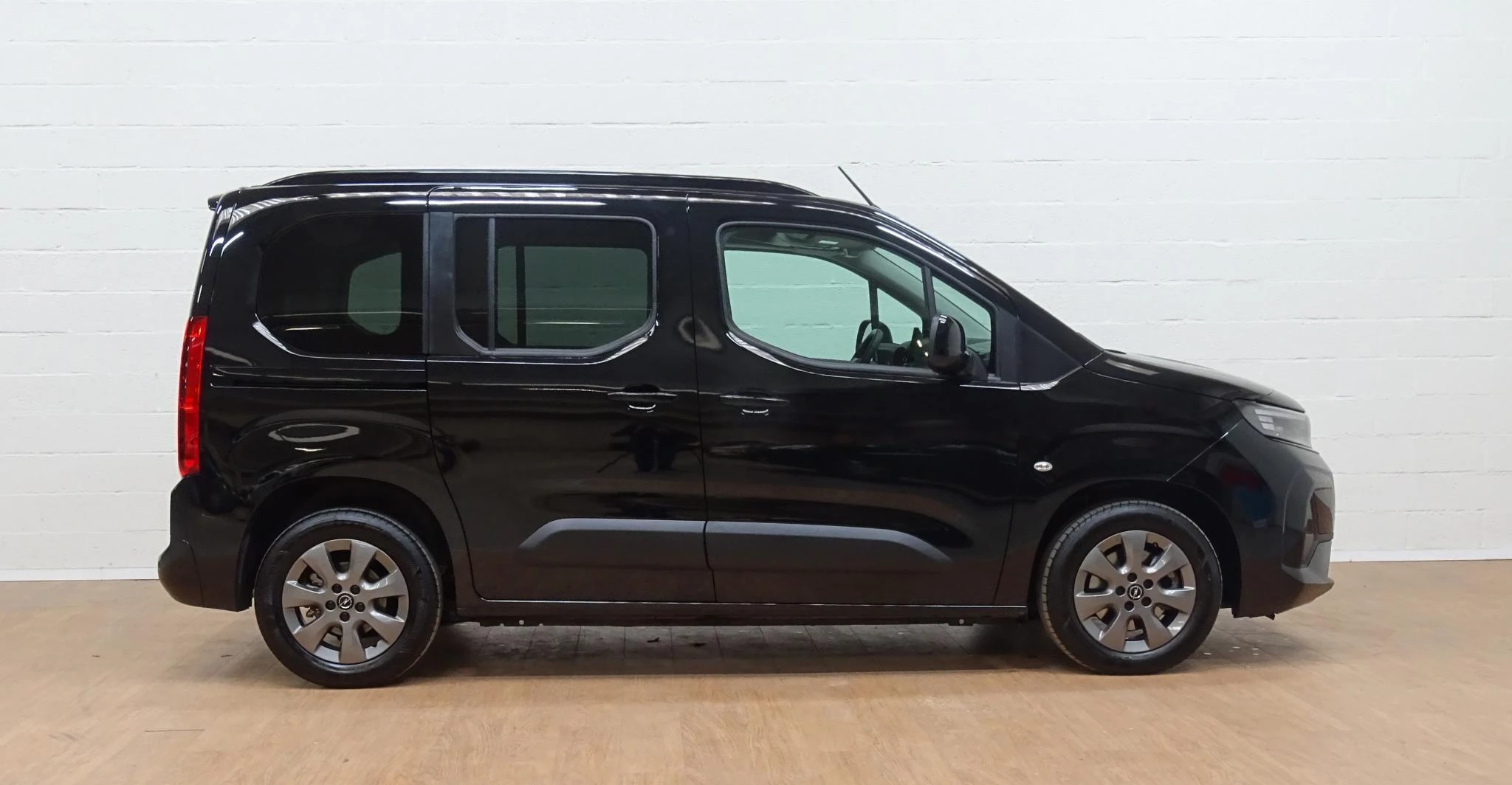 Opel Combo Life 1.5 Turbo D 130 MT6