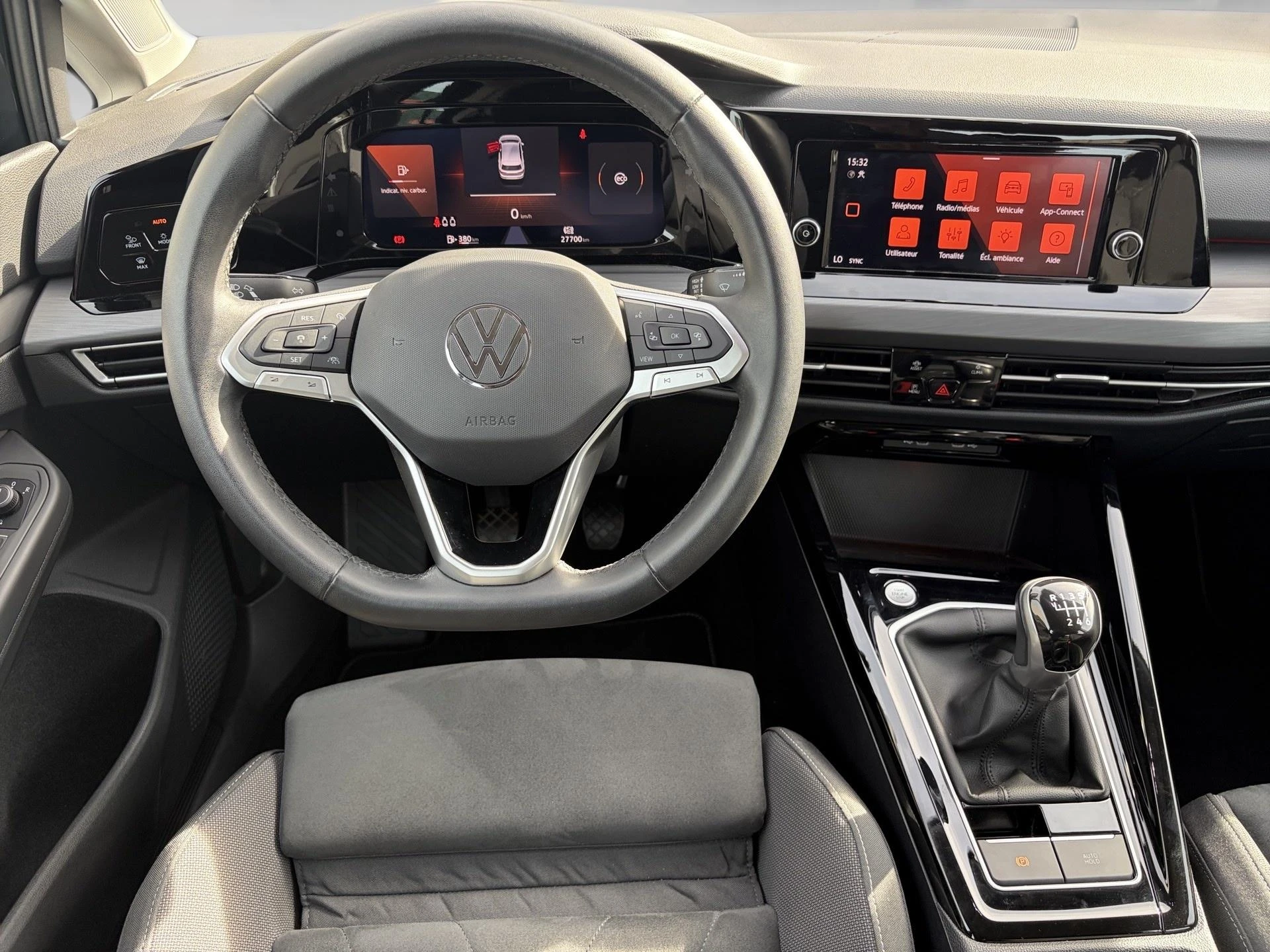 Volkswagen-Golf-image-5