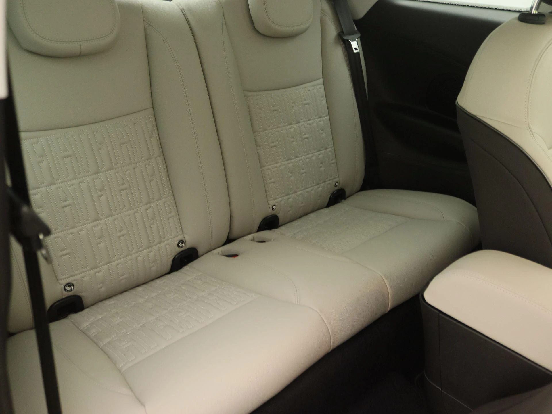 Fiat-500-image-24