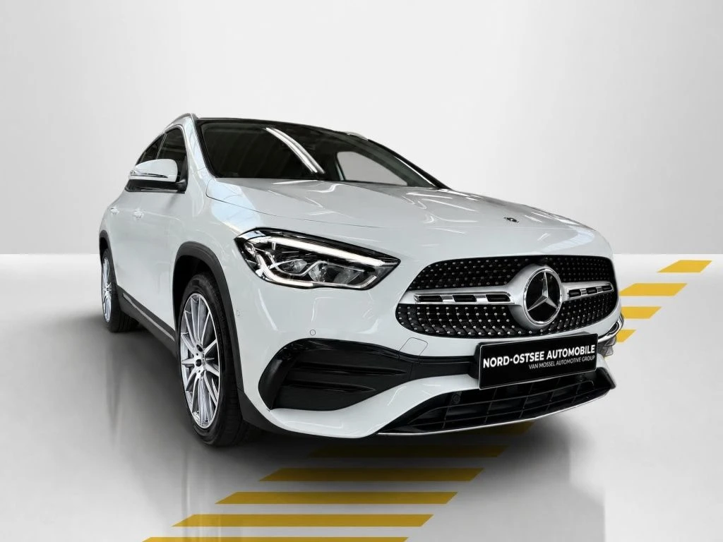 Mercedes-Benz-GLA 220 d-image-17
