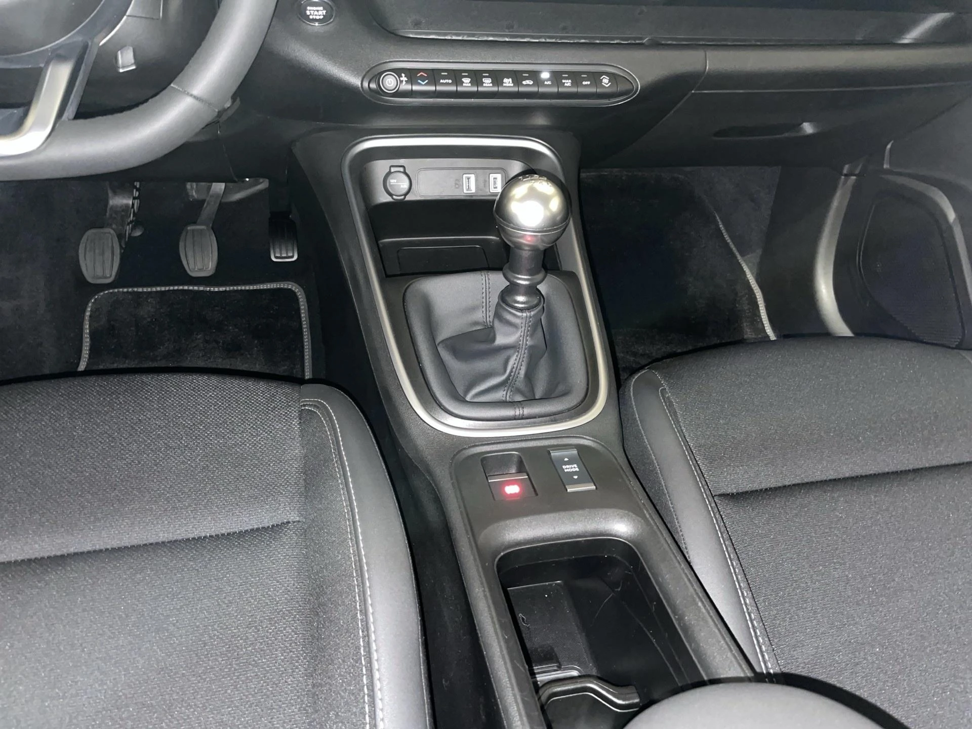 Jeep-Avenger-image-9