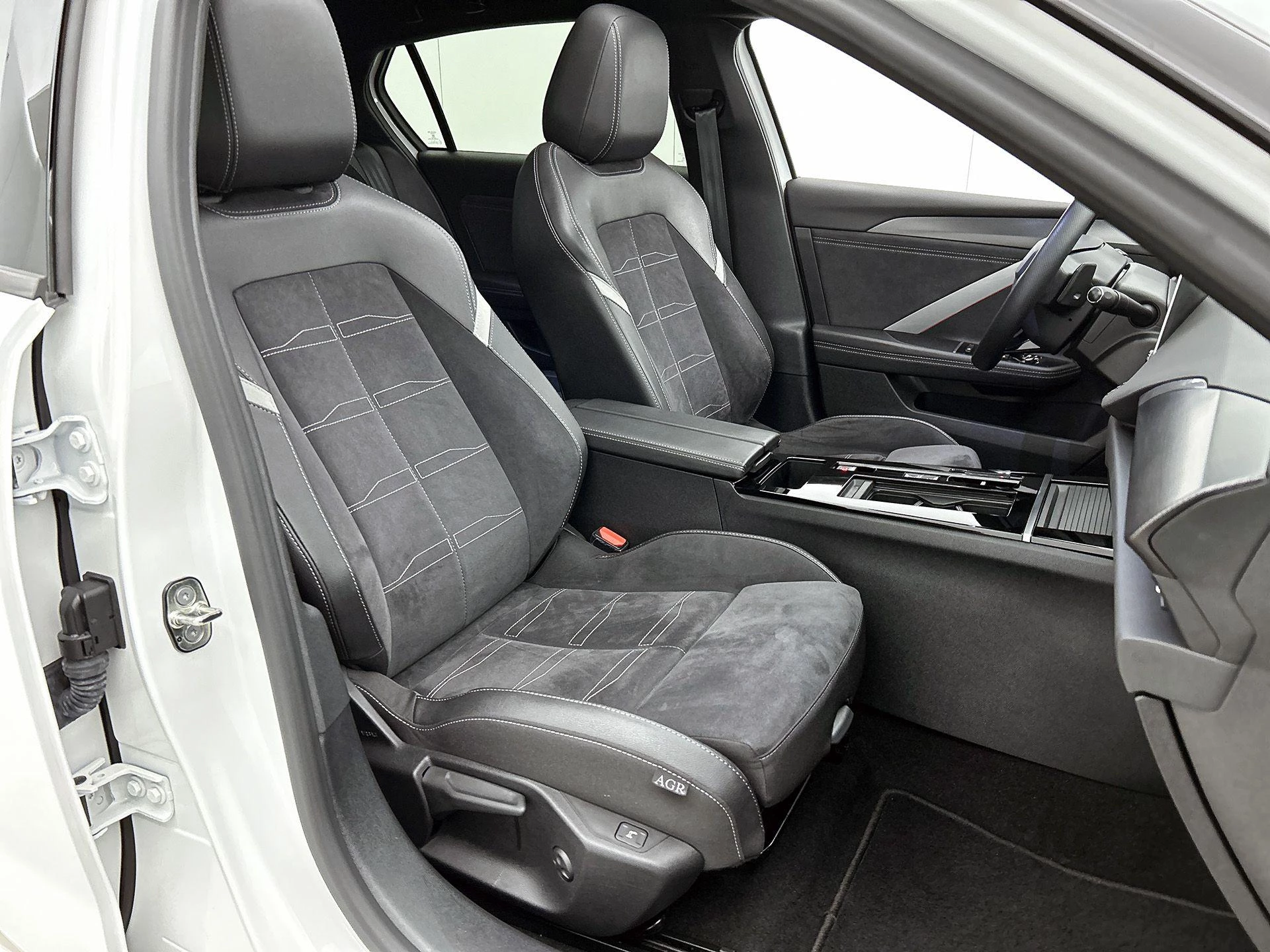 Opel Astra 1.6T GS Line Hybrid