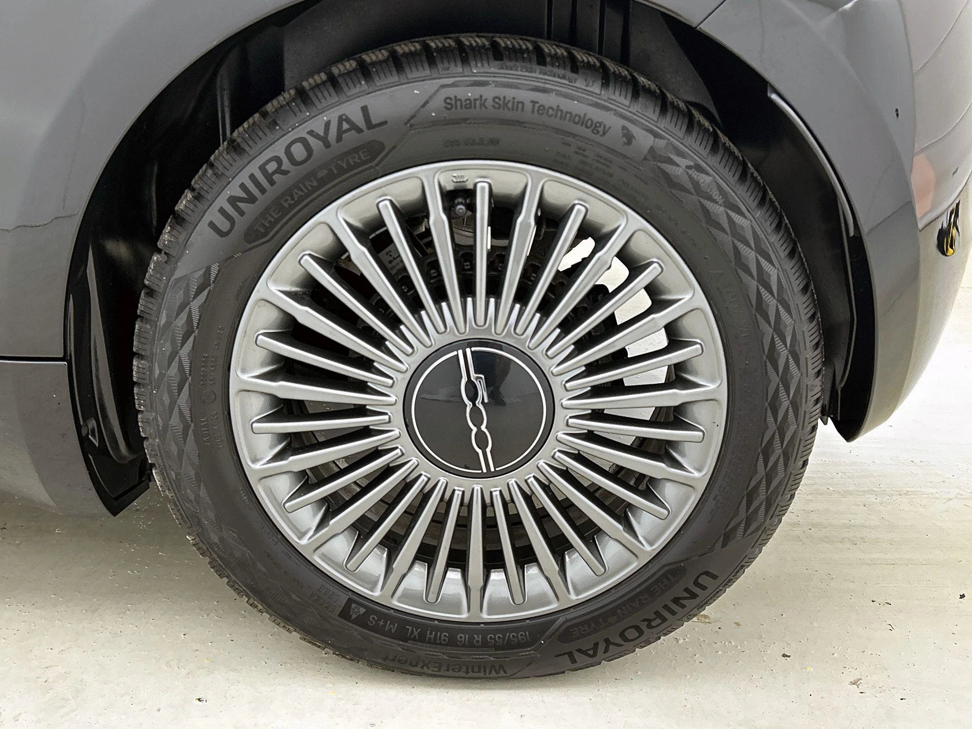 Fiat-500C-image-37