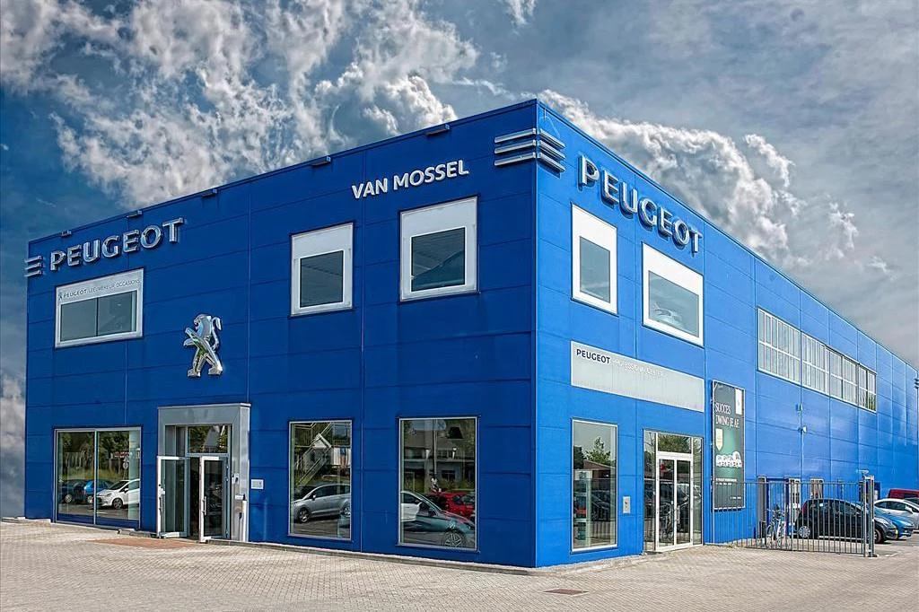 Peugeot-e-208-image-28