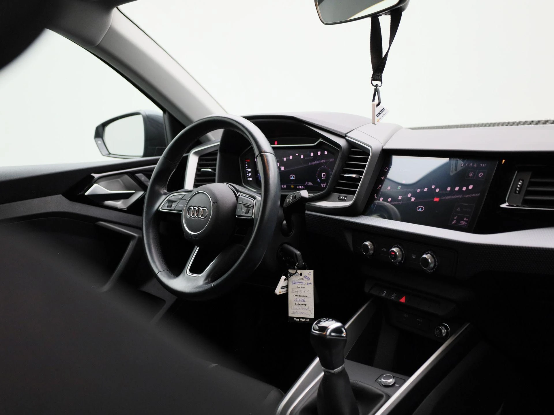 Audi-A1 Sportback-image-31