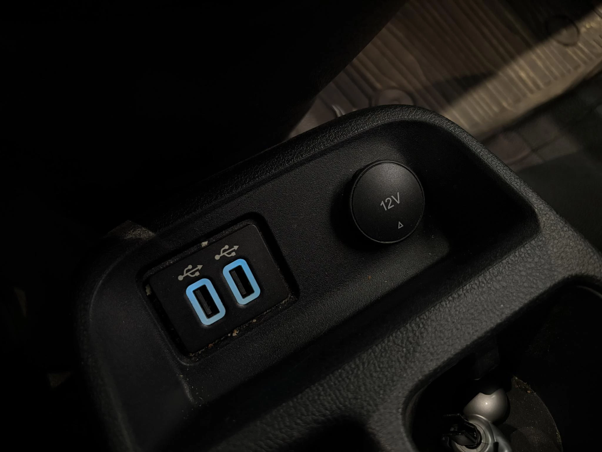 Ford-Transit Connect-image-25