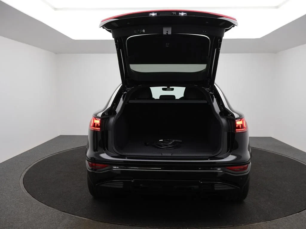 Audi-Q6 e-tron-image-16
