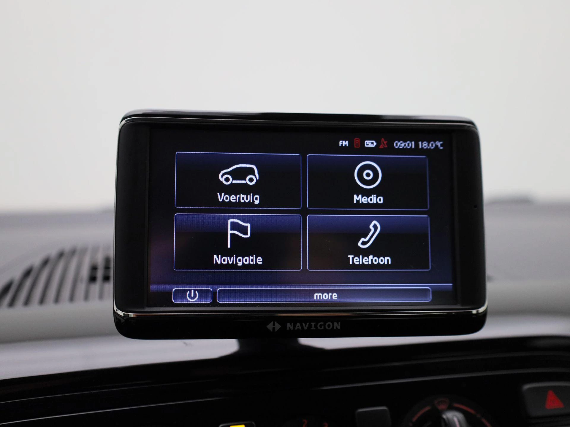 Volkswagen-up!-image-14