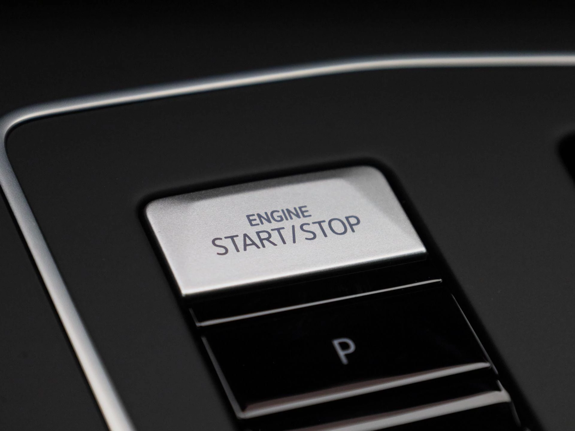 Volkswagen-Golf-image-24