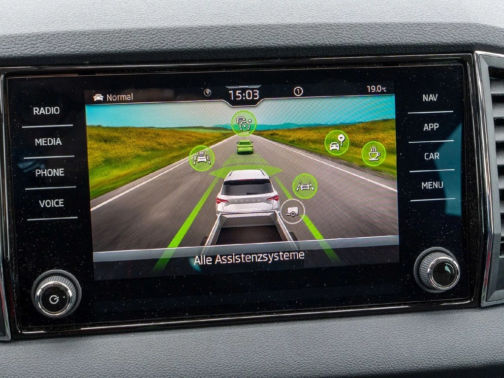 Škoda Karoq 2,0 TDI DSG Tour