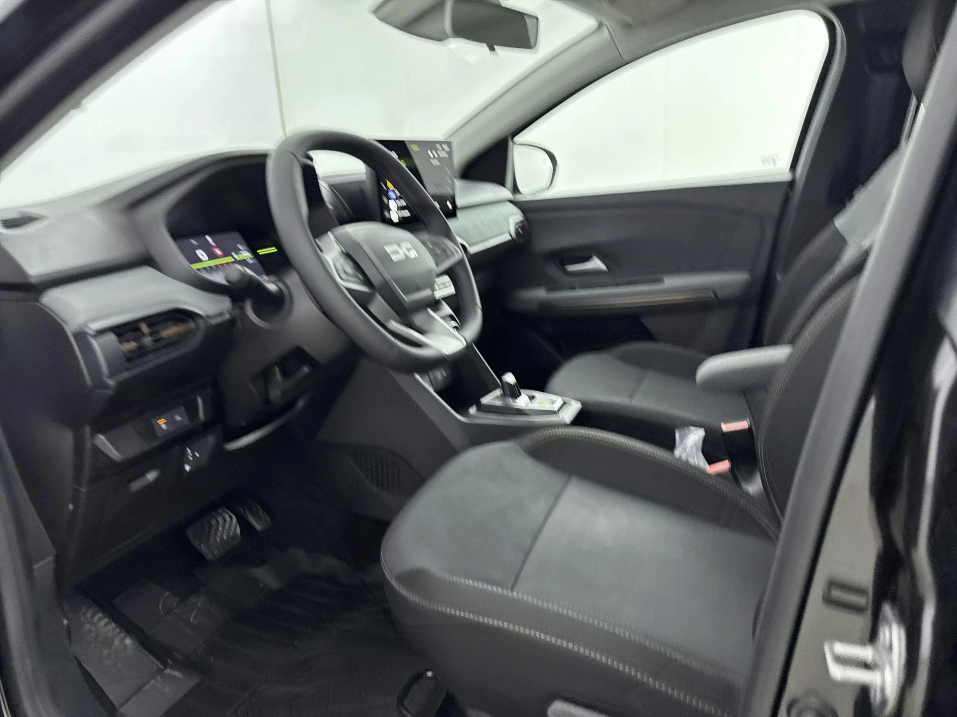 Dacia-Sandero Stepway-image-7