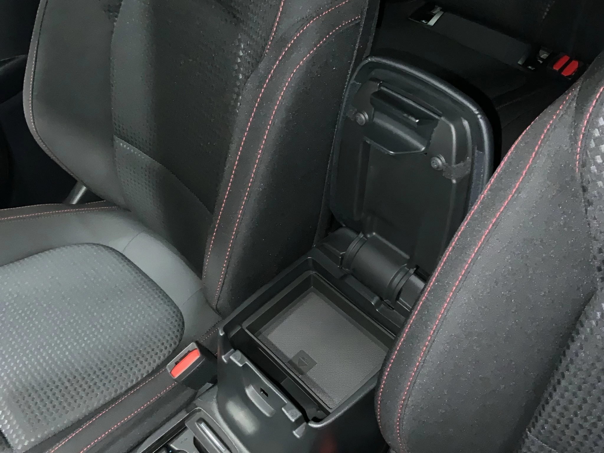 Ford Focus ST-Line X Turnier Aut.*AHK*ACC*HUD*KAM*NAVI*WINTER-PKT.