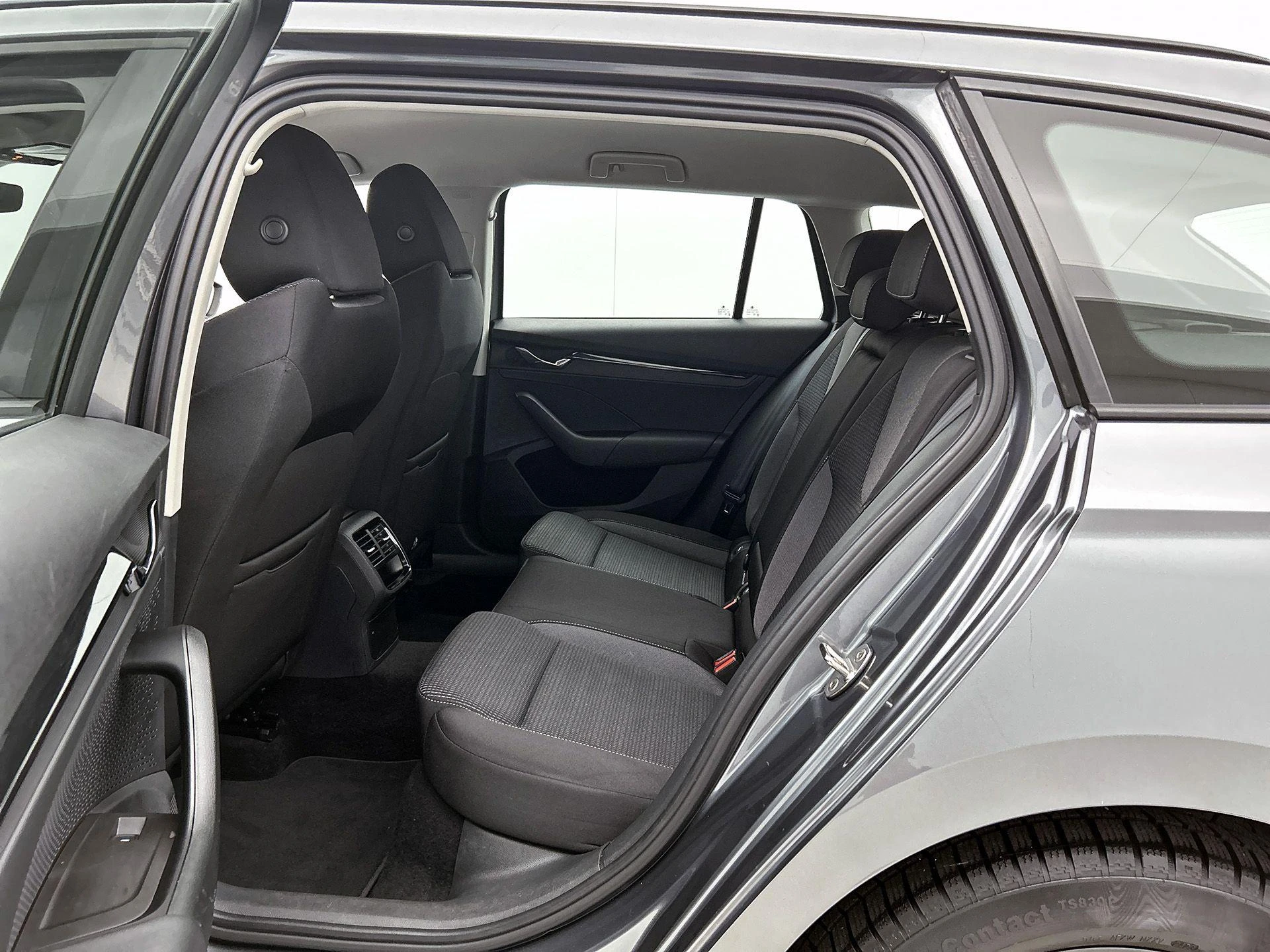 Škoda Octavia Combi 1.0 e-TSI Business Edition