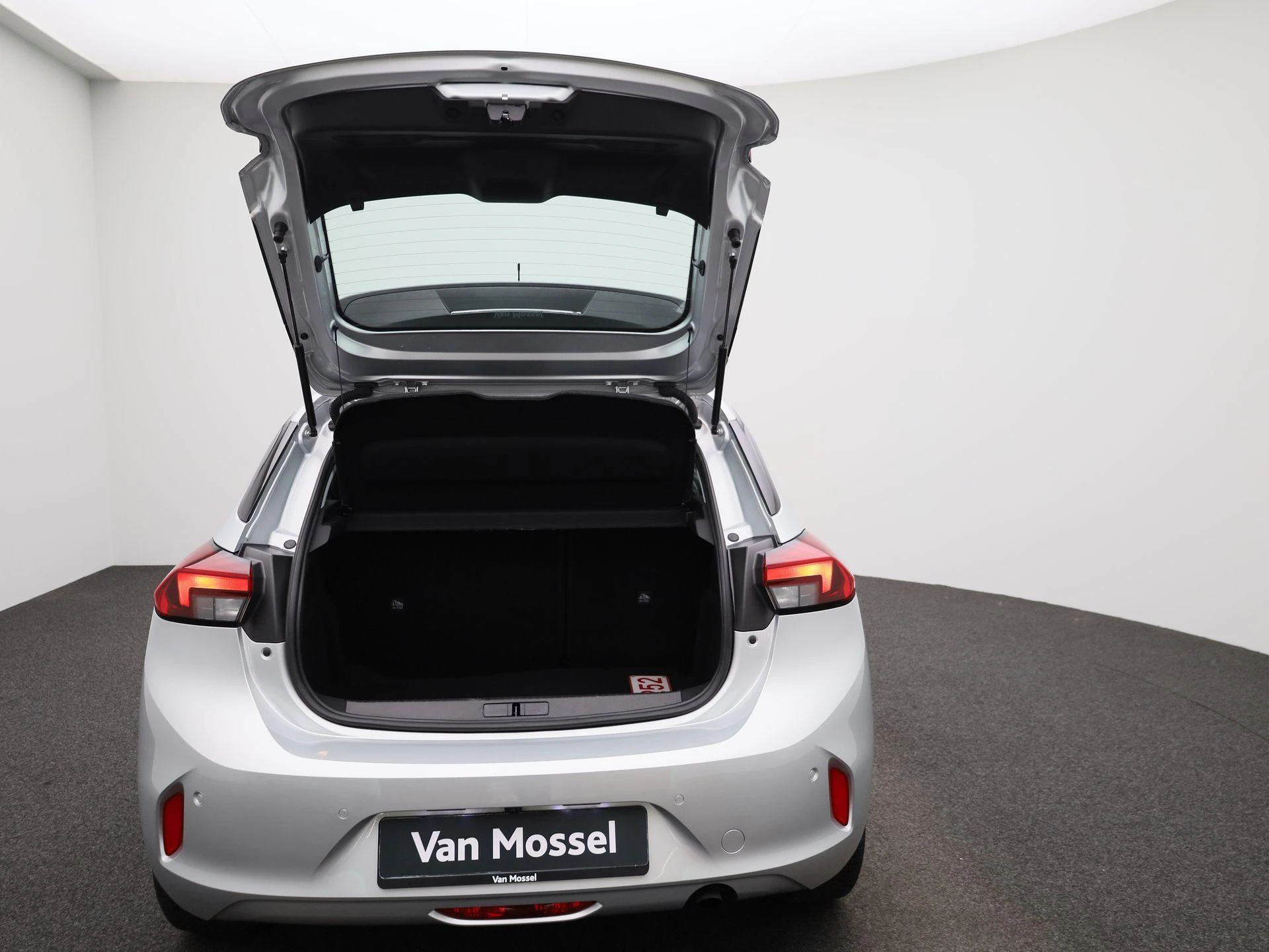 Opel-Corsa-image-10