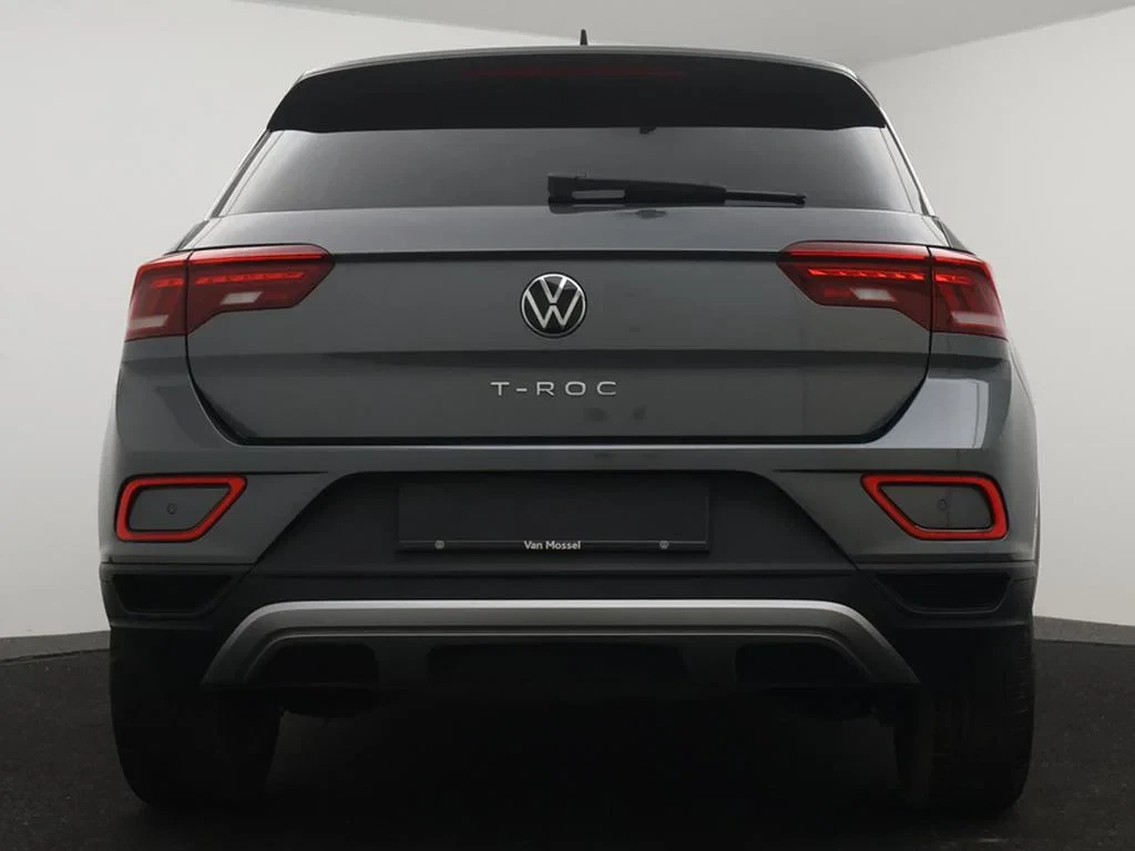 Volkswagen-T-Roc-image-3