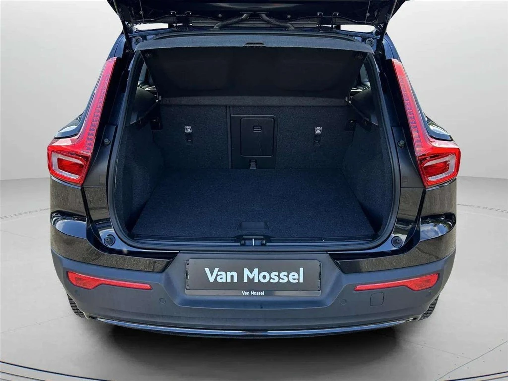 Volvo-XC40-image-22