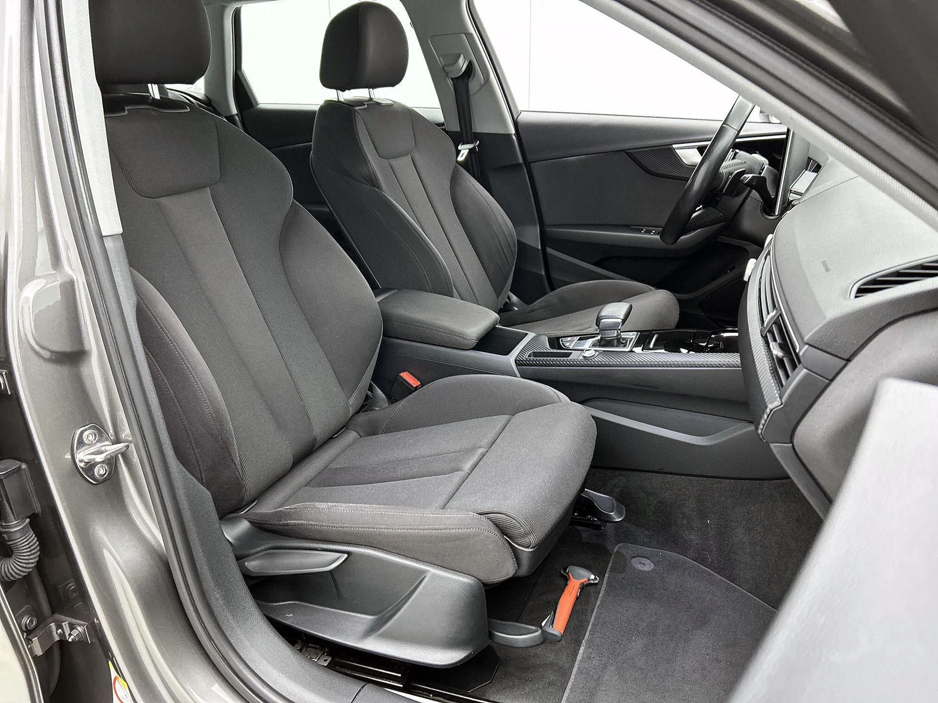 Audi-A4-image-43