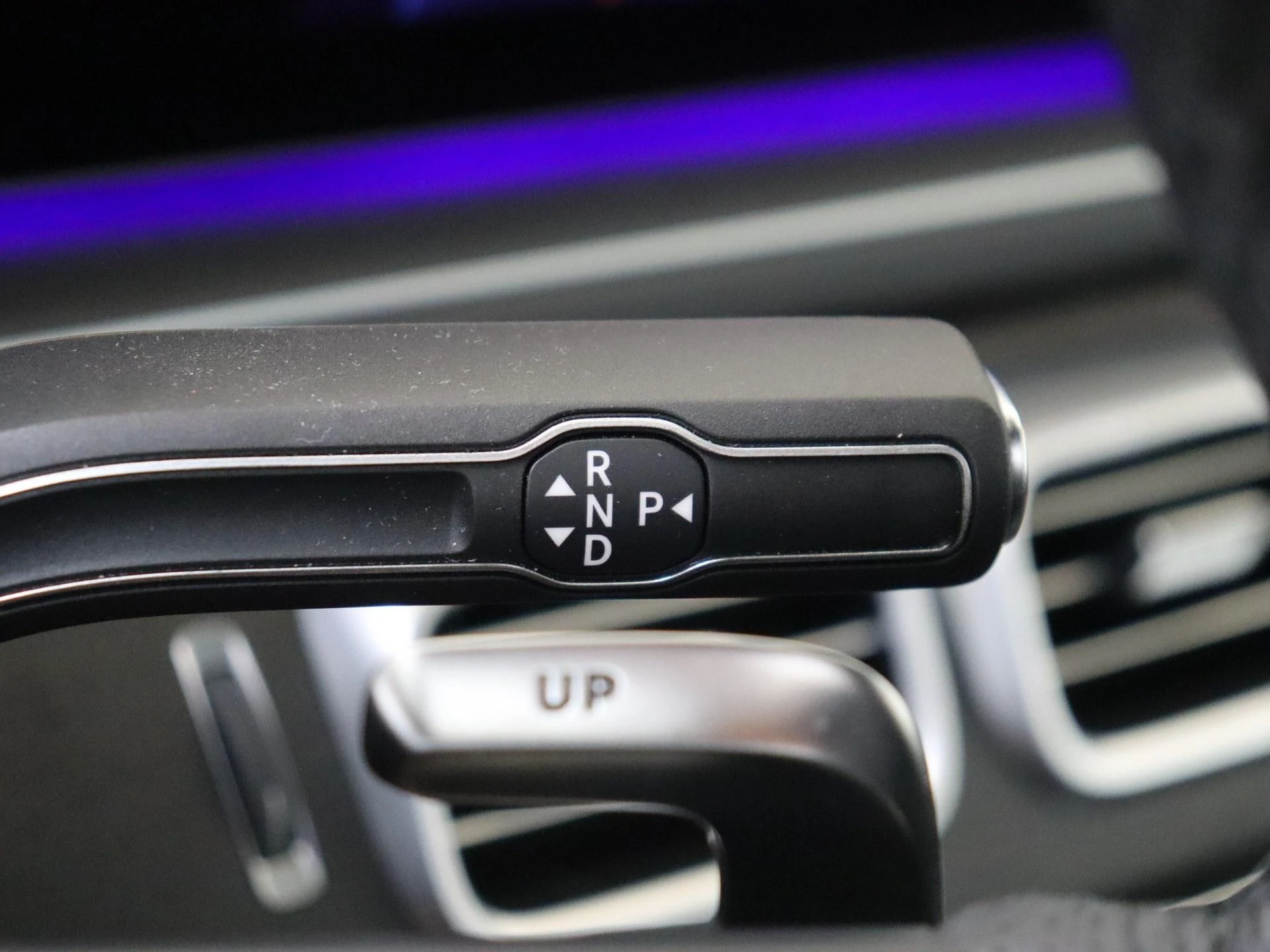 Mercedes-Benz-GLE-image-17