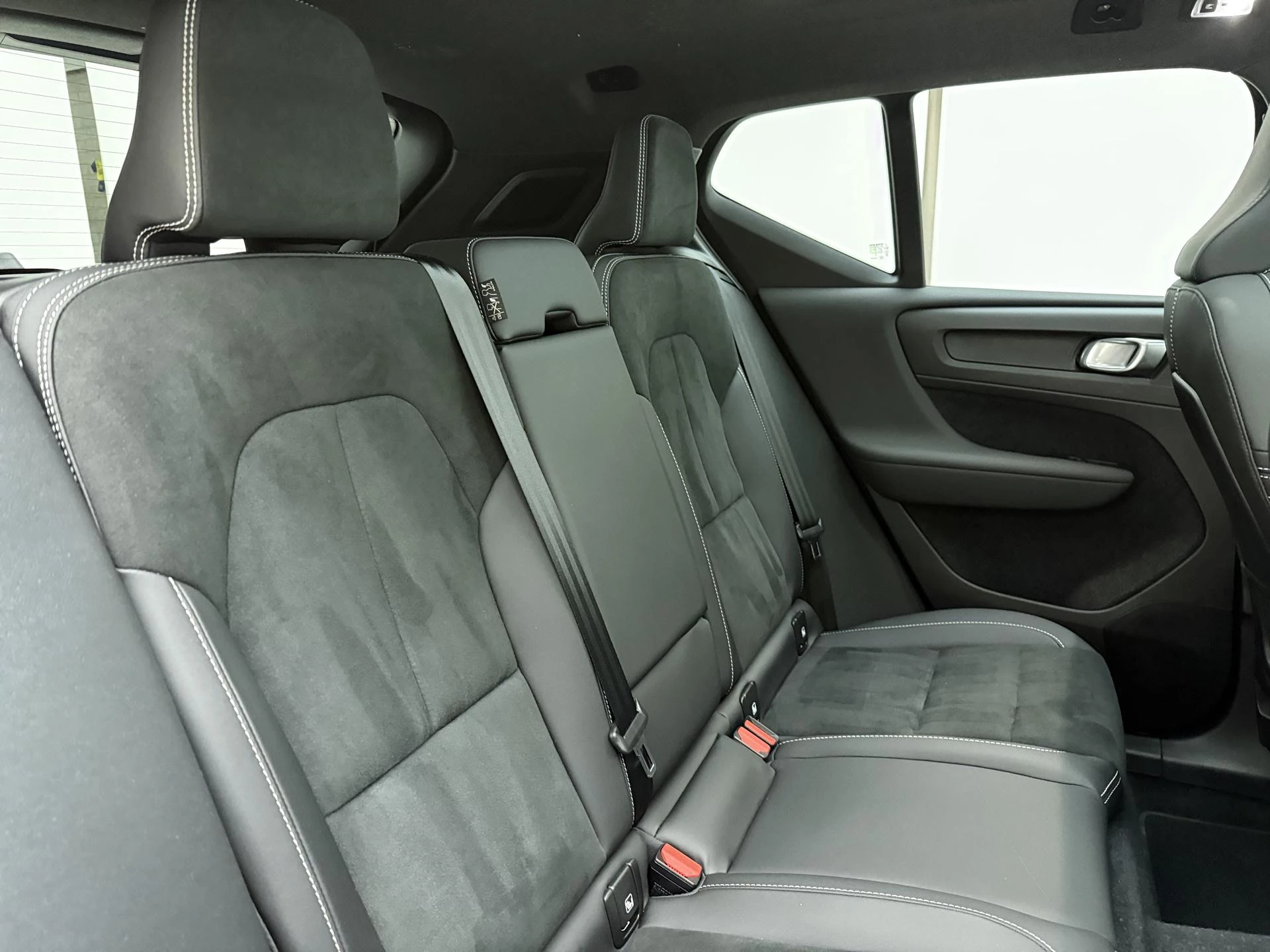 Volvo-XC40-image-11