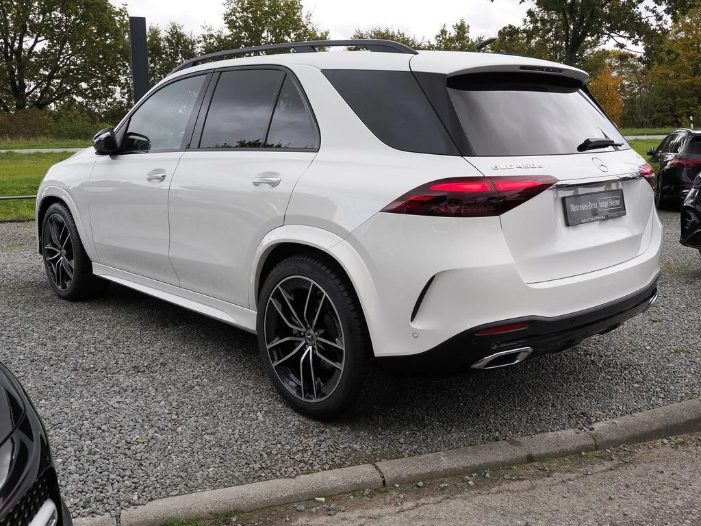 Mercedes-Benz-GLE 450 d-image-5