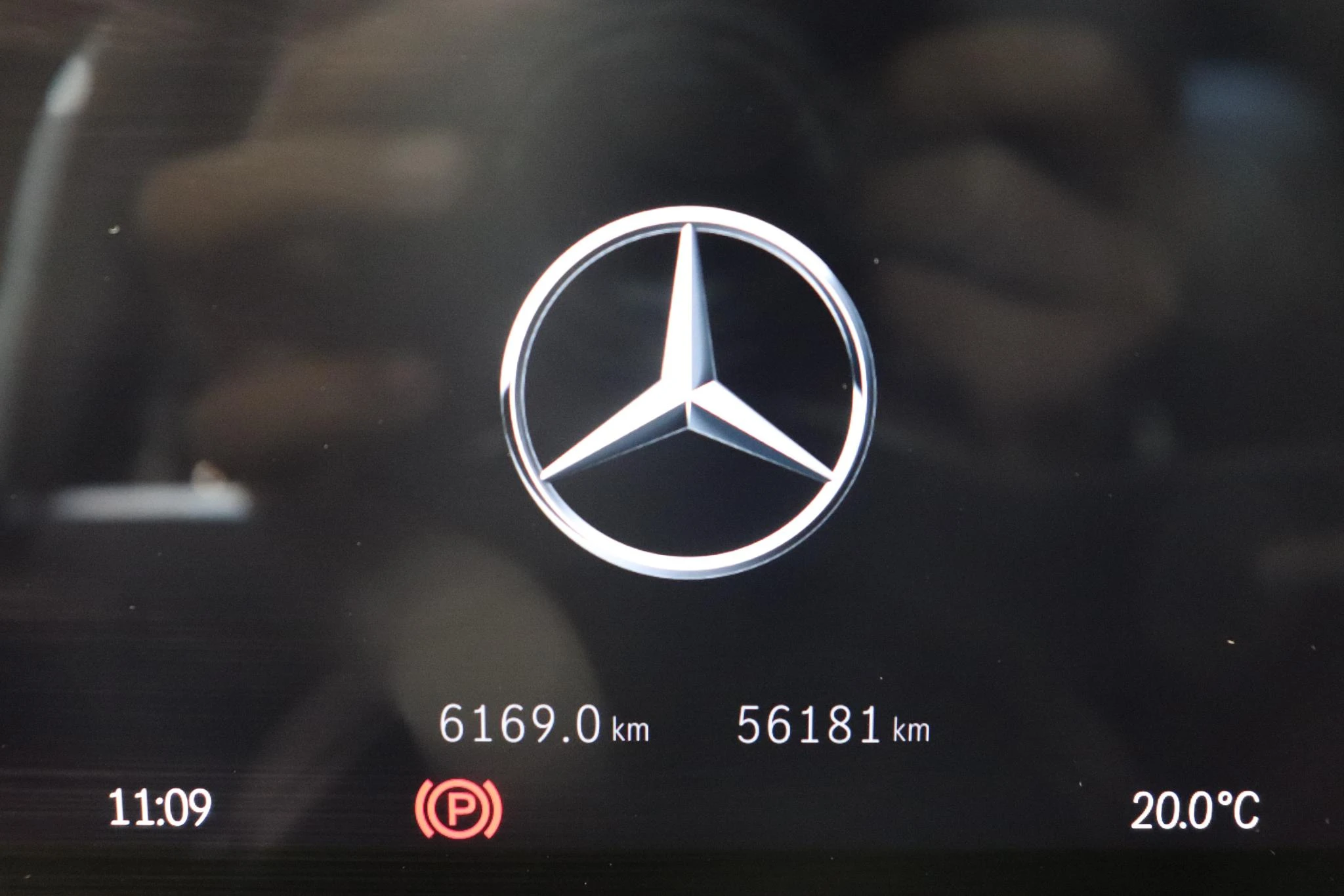 Mercedes-Benz-EQA-image-13