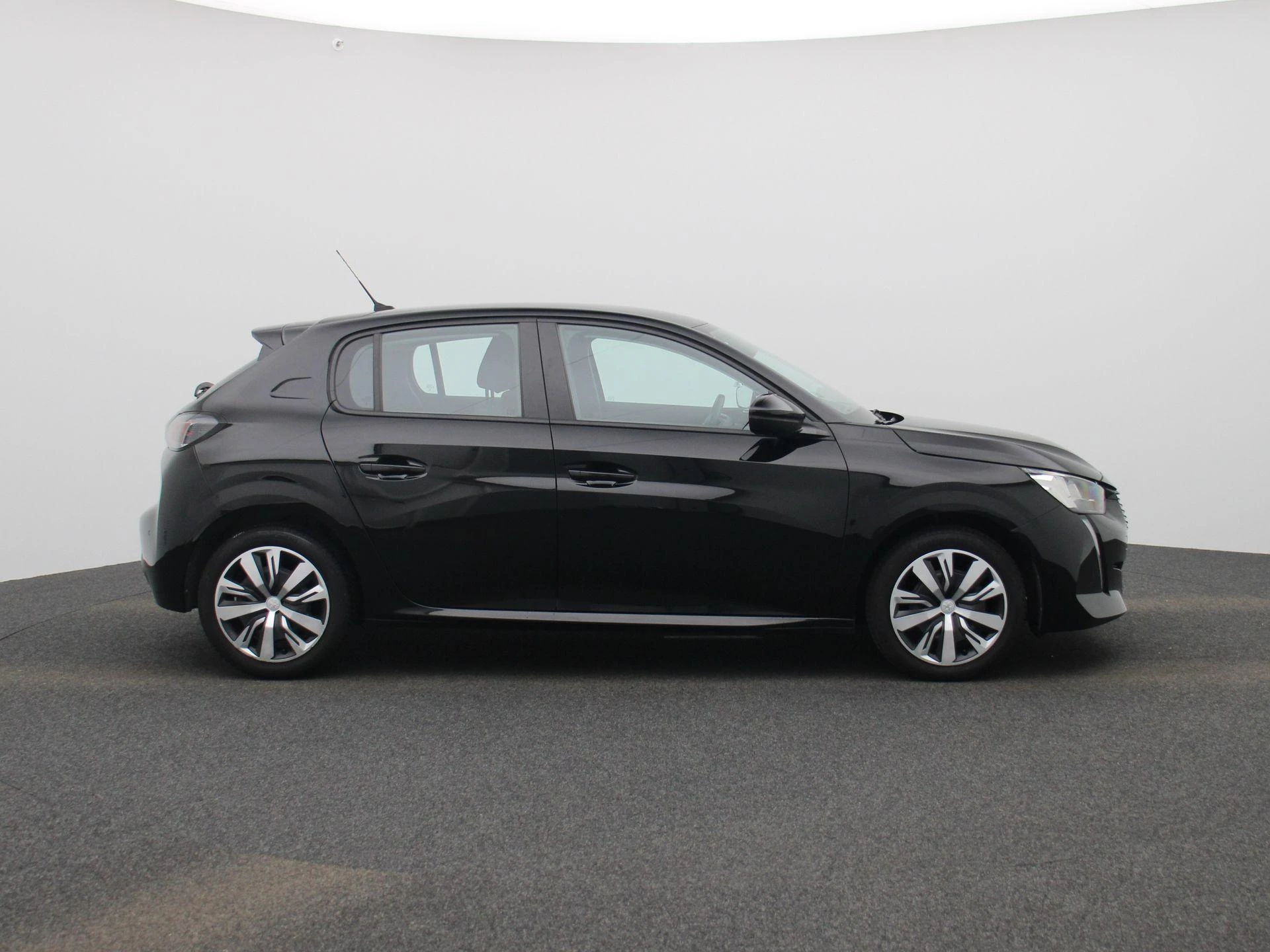 Peugeot-208-image-5
