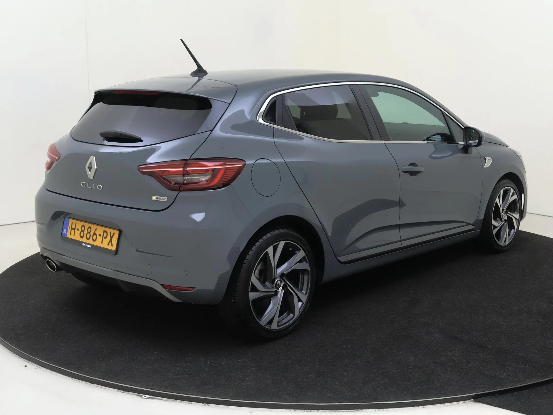 Renault-Clio-image-3