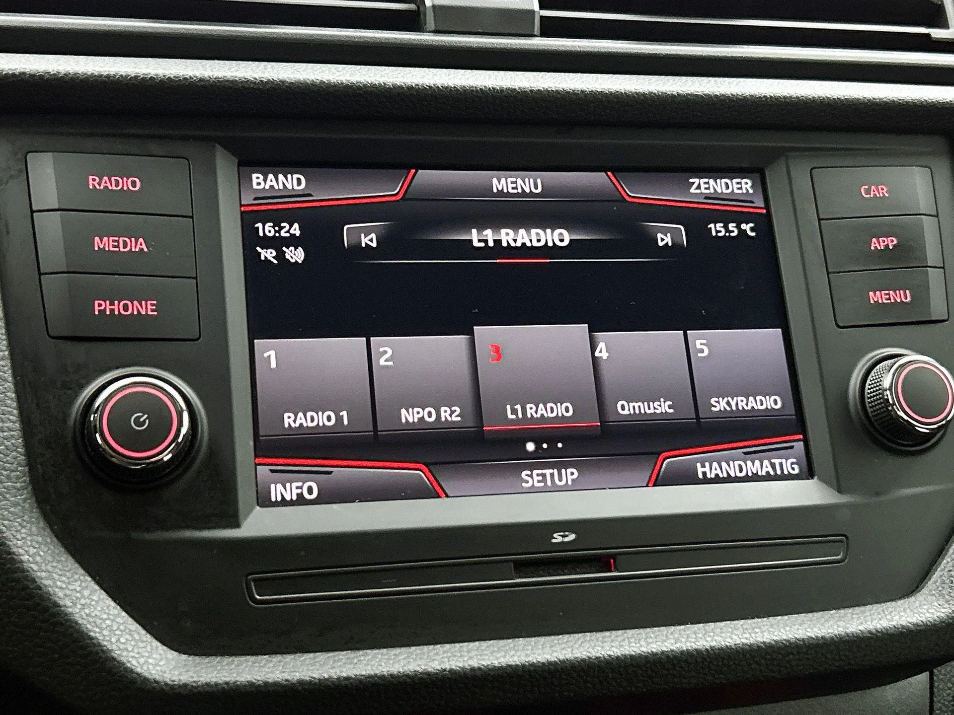 SEAT-Arona-image-6