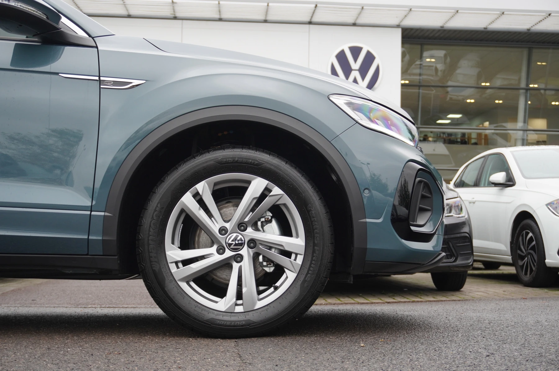 Volkswagen-T-Roc-image-21