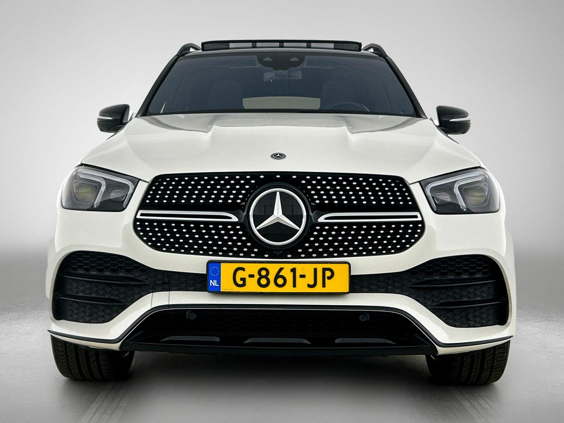 Mercedes-Benz-GLE-image-4