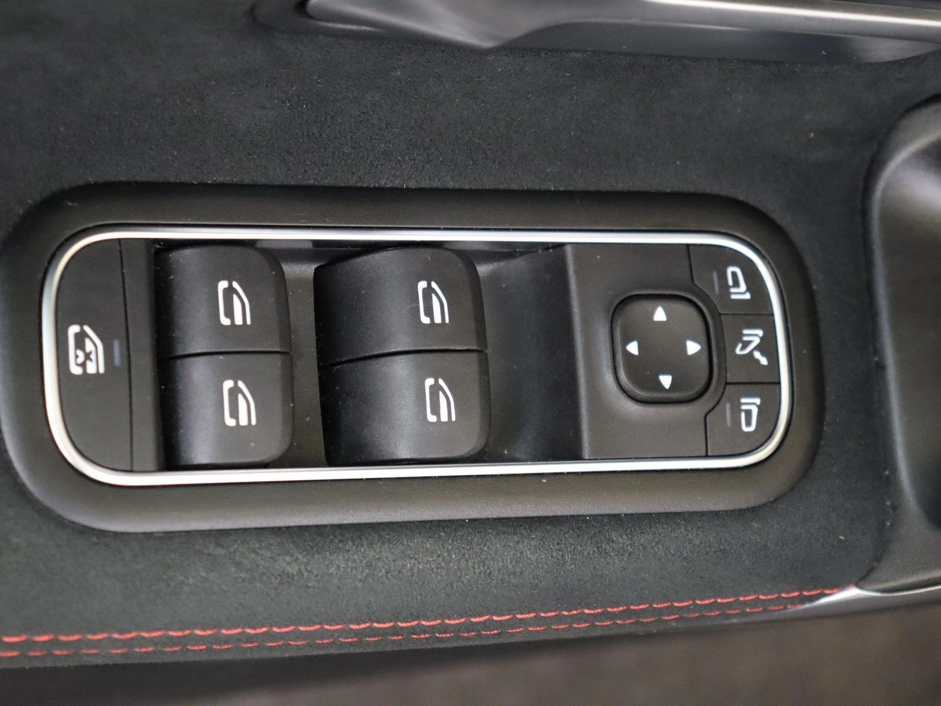 Mercedes-Benz-A-Klasse-image-26