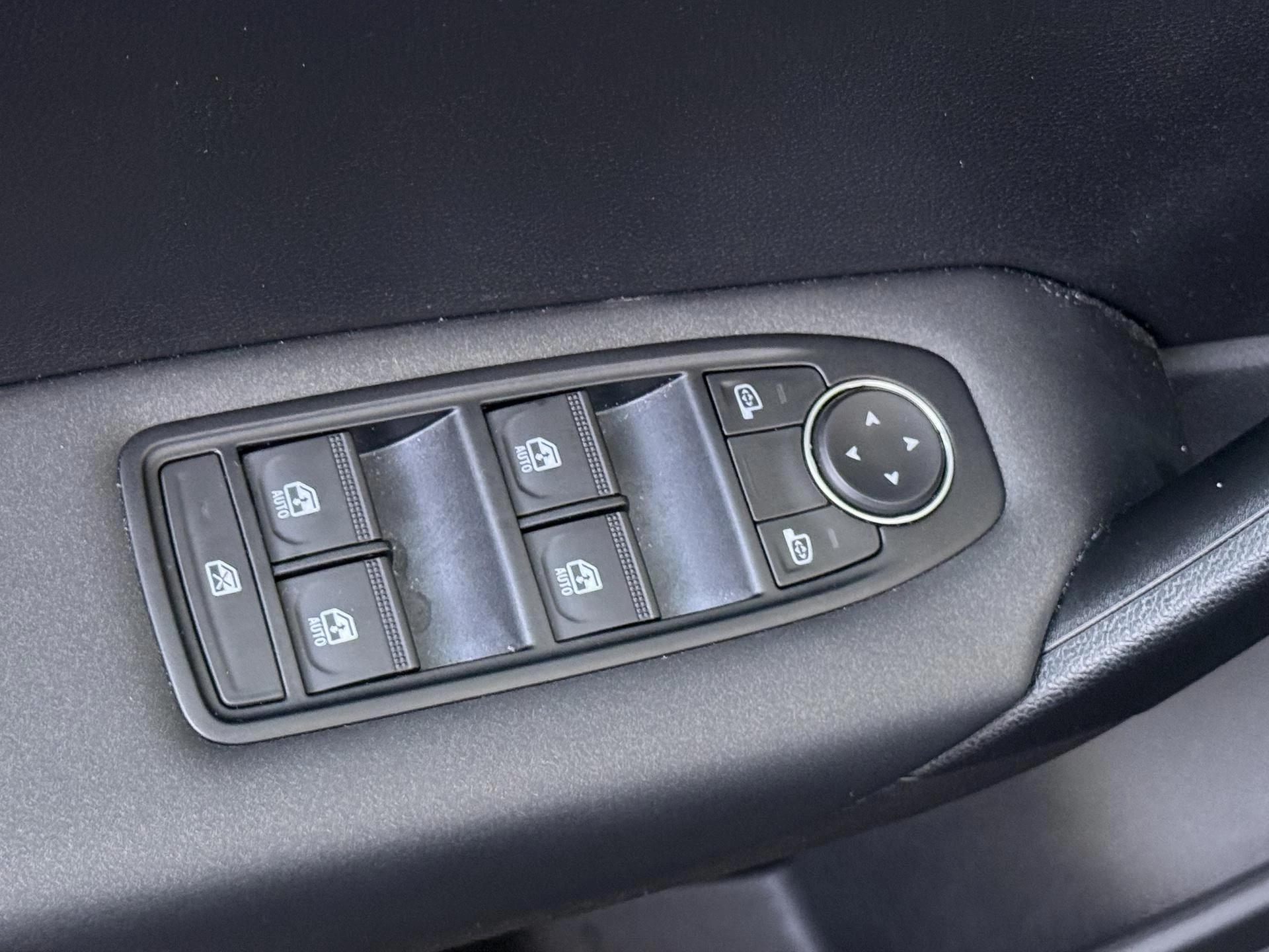 Renault-Captur-image-25