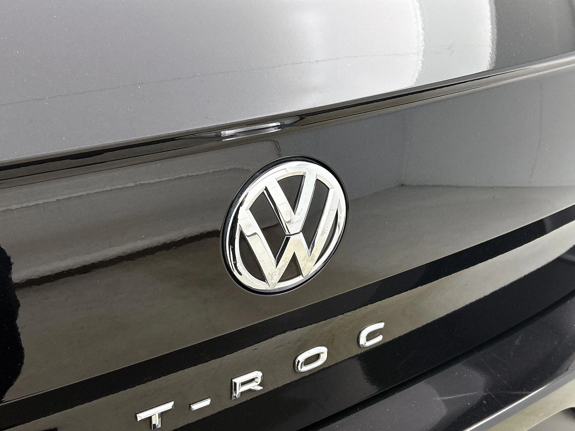 Volkswagen-T-Roc-image-20