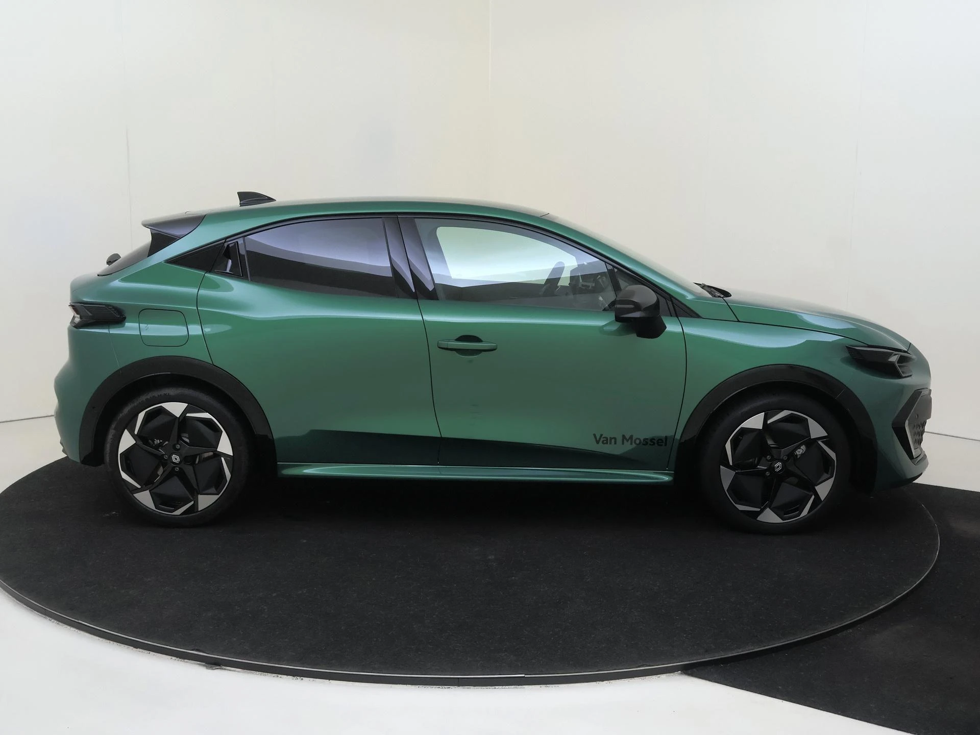 Renault-Clio-image-8