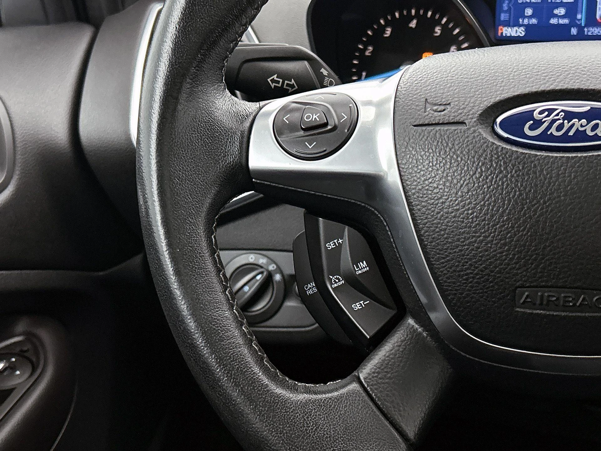 Ford-Kuga-image-5