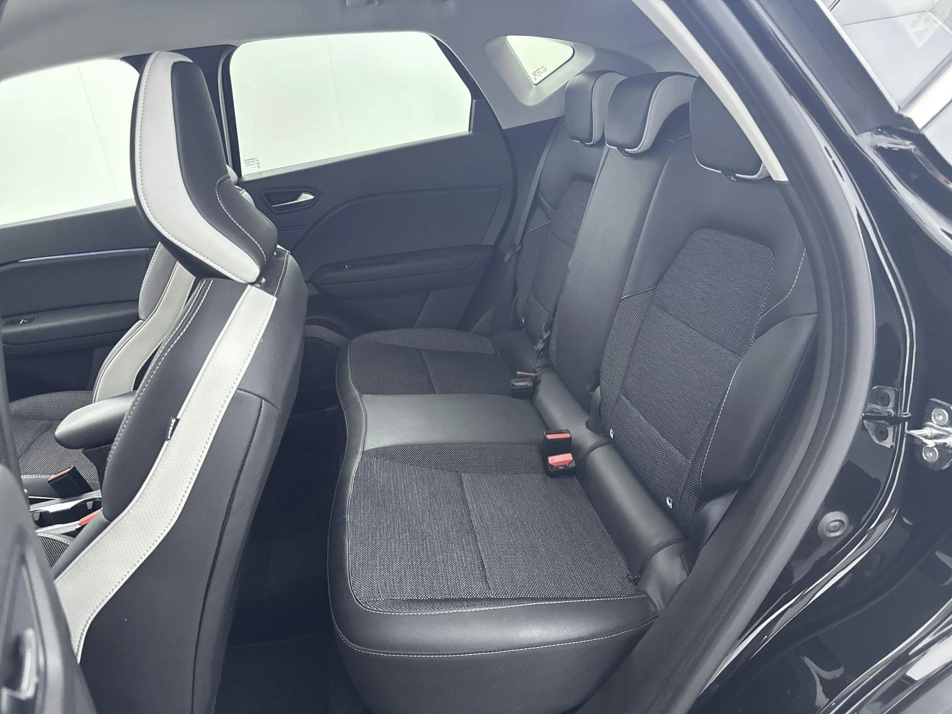Renault-Captur-image-25