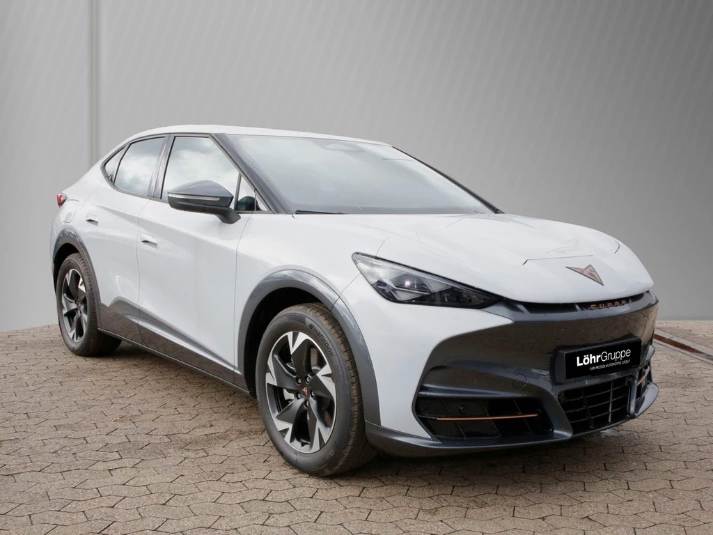 CUPRA-Tavascan-image-2